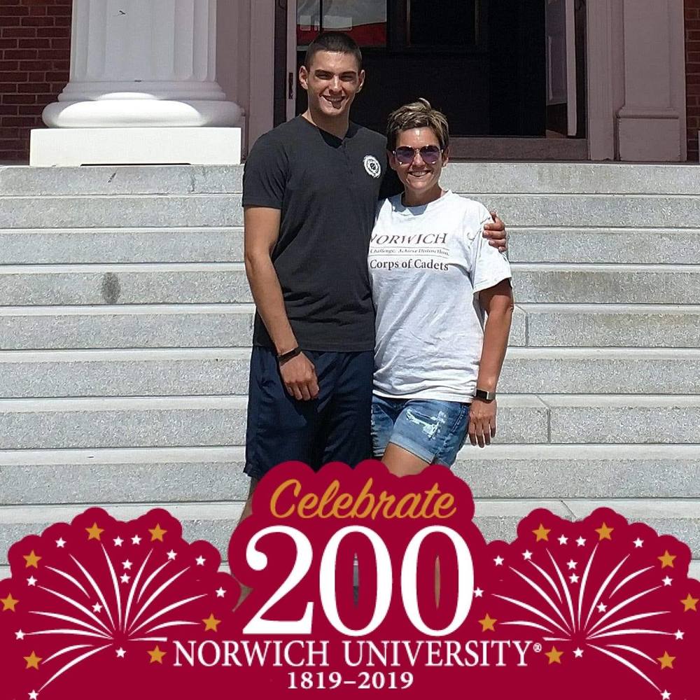 Meet your Posher, Bobbie jo